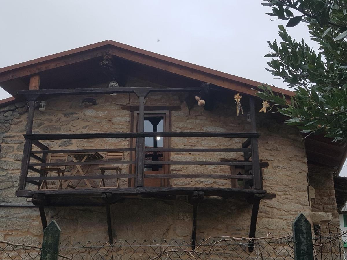 A Paragueria Sas de Penelas Buitenkant foto